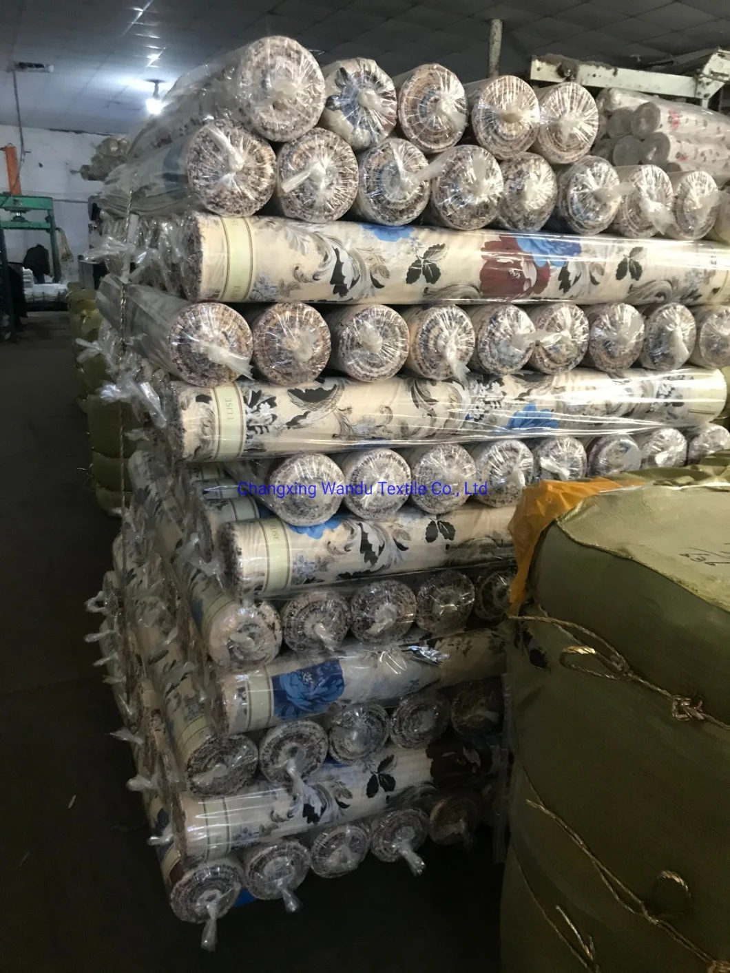 Changxing Wandu Textiles, The Latest Order for Export to June, All Polyester Fabric Bedsheets Such as Circles, Love Prints, etc.
